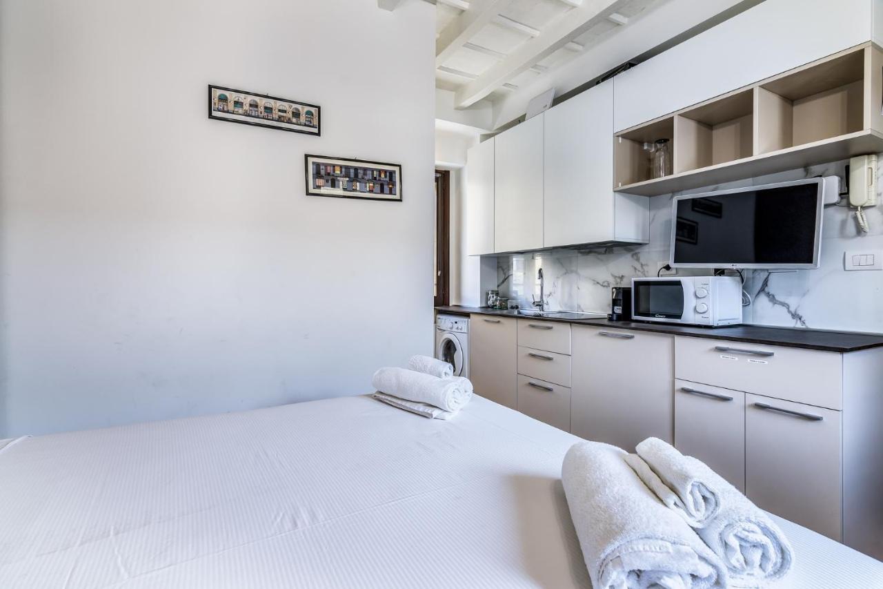 Morimondo Studio Apartment Milan Exterior photo
